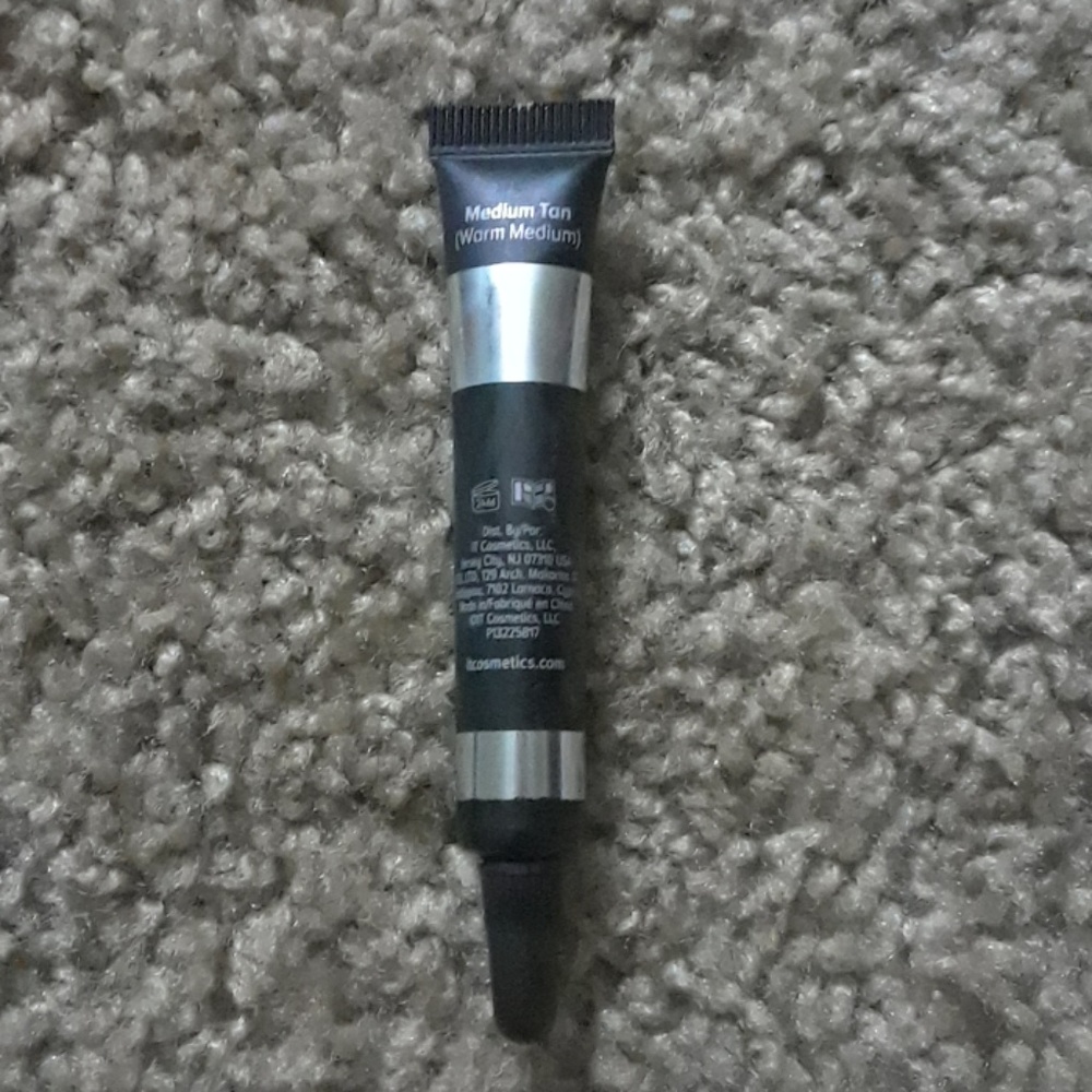 Concealer - Picture 2 of 2